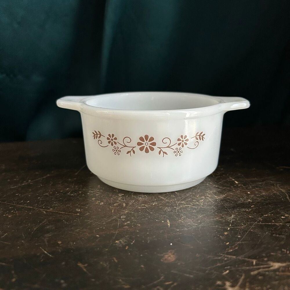 Vintage Dynaware Pyr-O-Rex 8 Small Milk Glass Ramekin Casserole Dish